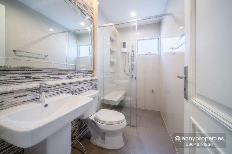 picture Rare Luxury Corner Unit | South-Facing | Serene, Breezy & Stylish - 30/39