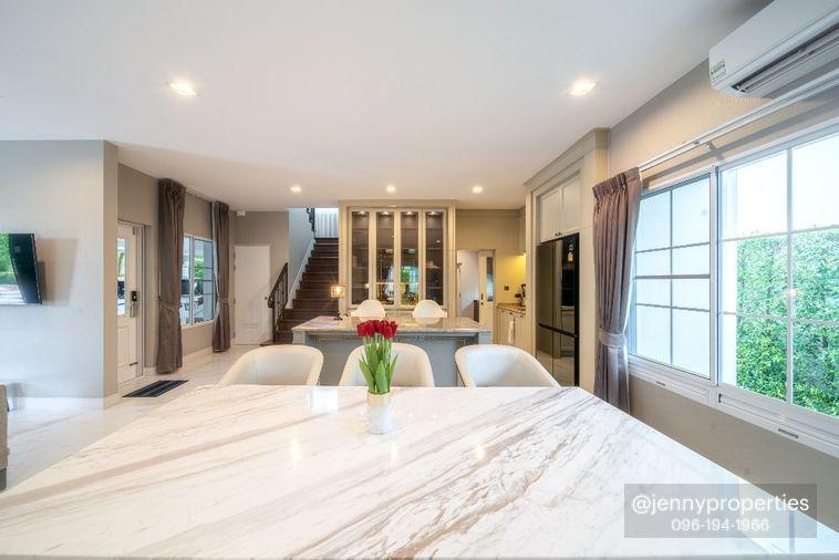 picture Rare Luxury Corner Unit | South-Facing | Serene, Breezy & Stylish - 10/39