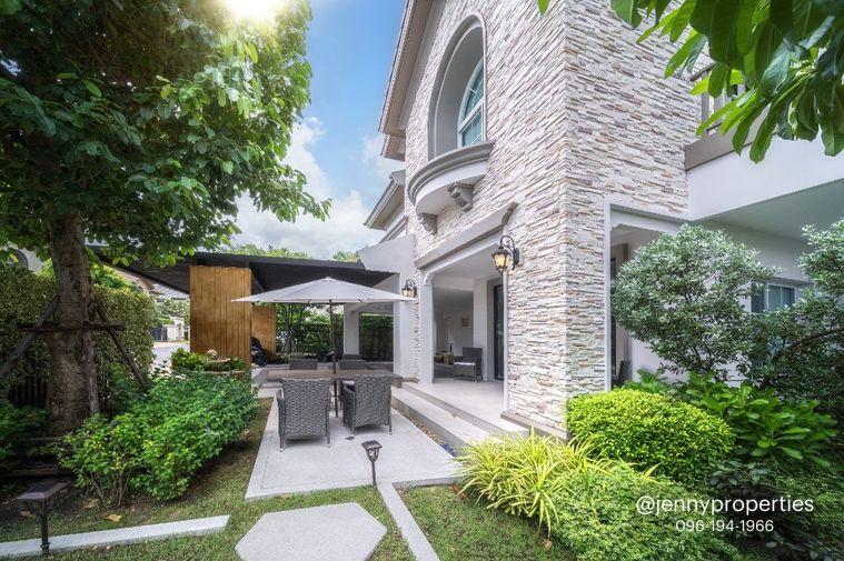 picture Rare Luxury Corner Unit | South-Facing | Serene, Breezy & Stylish - 1/39