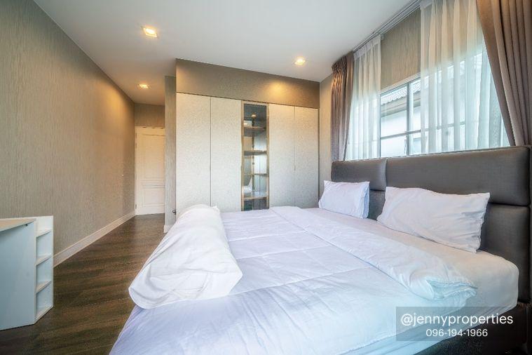 picture Rare Luxury Corner Unit | South-Facing | Serene, Breezy & Stylish - 27/39