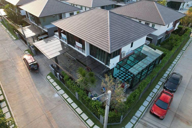 รูป บ้านเดี่ยวขายด่วน ✨ Setthasiri Thawiwatthana ✨ 4 ห้องนอน 5 ห้องน้ำ ใกล้ ทางด่วนศรีรัช - รูปที่ 3/11