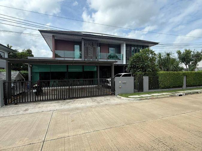 รูป บ้านเดี่ยวขายด่วน  ✨ Setthasiri Thawiwatthana ✨ 4 ห้องนอน 5 ห้องน้ำ ใกล้ ทางด่วนศรีรัช - รูปที่ 2/11