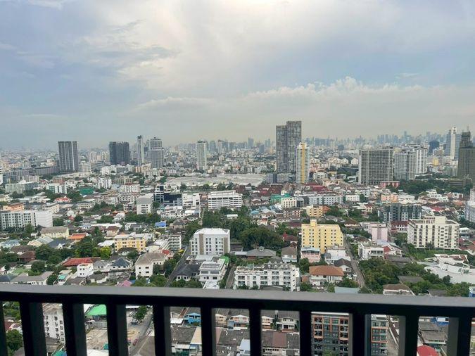 picture PFD-06182	Condo for Rent:  THE LINE VIBE Phahonyothin Schedule a viewing ■ Line: @propertyfinder	 - 8/10