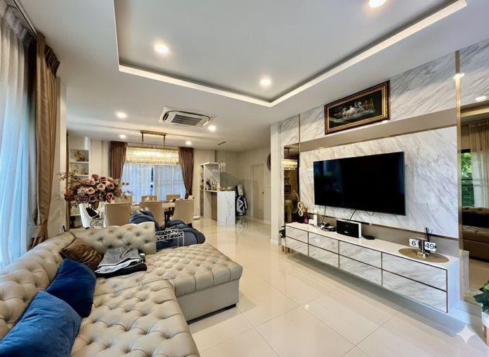 รูป บ้านเดี่ยวหรู The City รามอินทรา 2 (หลังมุม) | พื้นที่กว้างขวางเป็นส่วนตัว | ตกแต่ง Built-in ทั้งหลัง เฟอร์นิเจอร์พรีเมียม พร้อมเข้าอยู่ - รูปที่ 7/38