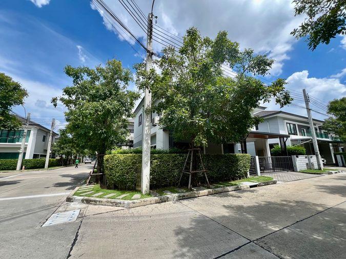 รูป บ้านเดี่ยวหรู The City รามอินทรา 2 (หลังมุม) | พื้นที่กว้างขวางเป็นส่วนตัว | ตกแต่ง Built-in ทั้งหลัง เฟอร์นิเจอร์พรีเมียม พร้อมเข้าอยู่ - รูปที่ 32/38