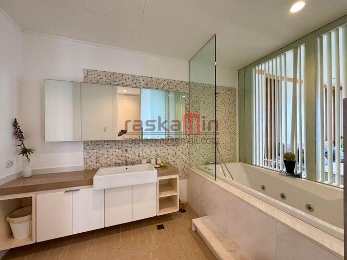 picture Northpoint Wongamat – 3-Bedroom Sea View Condo for Sale - 7/30