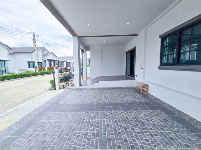 รูป ขาย บ้านเดี่ยวชั้นเดียว มบ. เดอะ มิลตัน ปลวกแดง-มาบยางพร 50ตรว. บ้านสวย เพื่อนบ้านดี ฟรีของแถมในบ้านหลายรายการ - รูปที่ 3/20