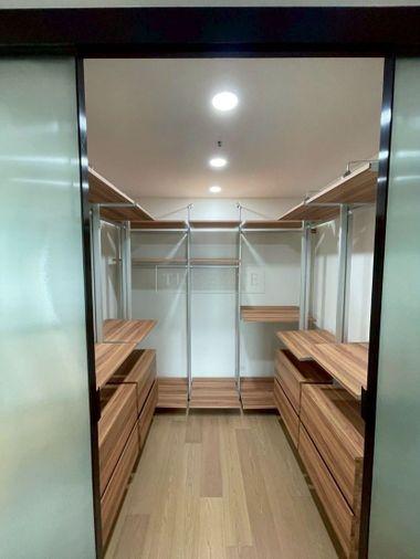 รูป ✨ อยากได้ห้องที่อยู่แล้วโล่ง โปร่ง ไม่อึดอัด? มาดูห้องนี้ที่ The Empire Place ชั้นสูง วิวสวยมาก 💖 - รูปที่ 21/24