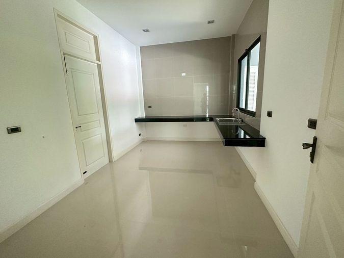 รูป 🏠 ขายบ้าน : The Grand Pinklao (เดอะ แกรนด์ ปิ่นเกล้า)   รหัสทรัพย์ | 📌 LNP-H584  - รูปที่ 7/16