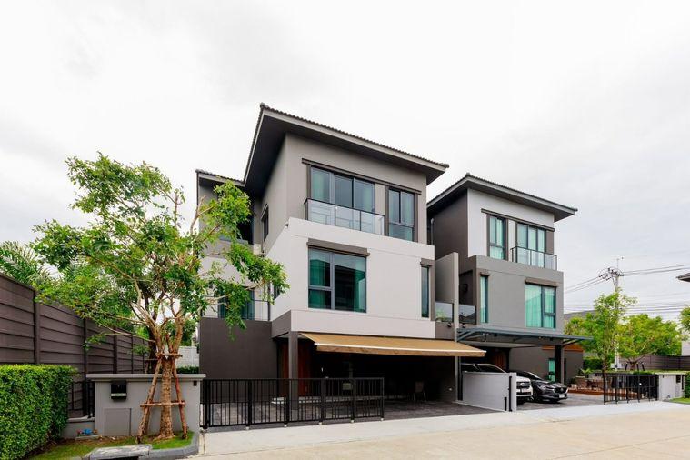 รูป 🏡ให้เช่า บ้านกลางเมือง ดิ อิดิชั่น บางนา แต่งครบพร้อมอยู่ (4 ห้องนอน 4 ห้องน้ำ) เพียง 120,000/เดือน ▫️Line: @sanhaproperty📲092-6242892 รหัส SHW055 - รูปที่ 1/20