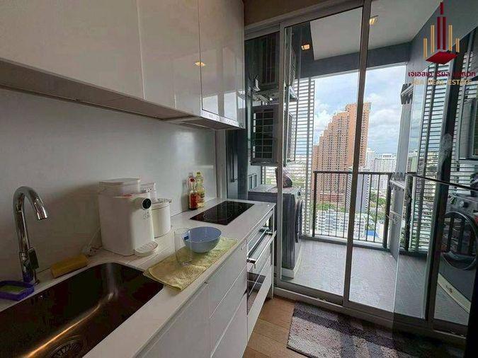 picture ✨ For Sale: The Saint Residences Condo ✨💰 Only 3,400,000 THB - 2/4