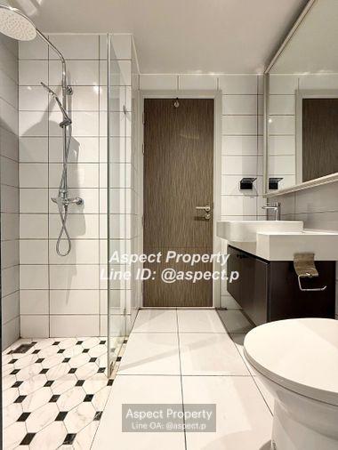 picture Chamonix condo 1 bed 10,000 Bath - 8/17