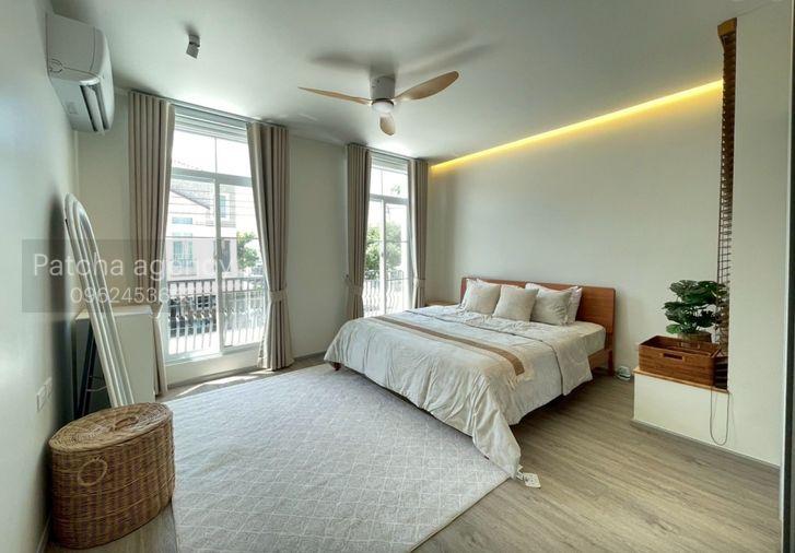 picture 3beds3bath Available now! 133sqm 2stories / 2parking. Line id: @pfagent - 6/17