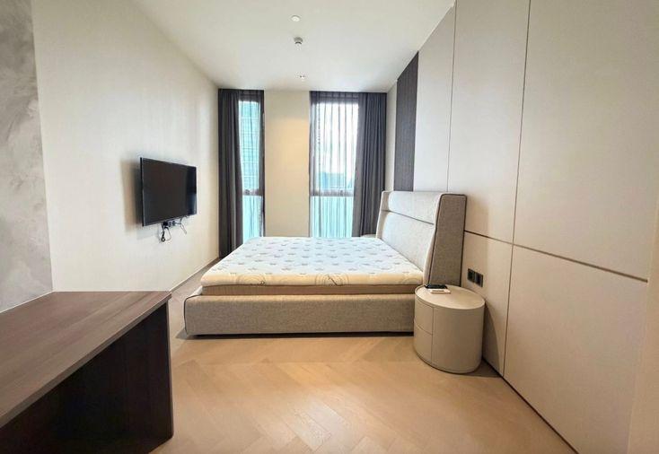picture Reserve Sathorn. 4bed 182sqm. Line id: @pfagent - 7/23