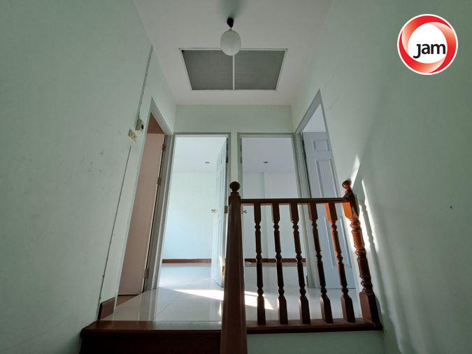 รูป AJ 0495 : หมู่บ้านบัวทองธานี 15 - รูปที่ 12/16