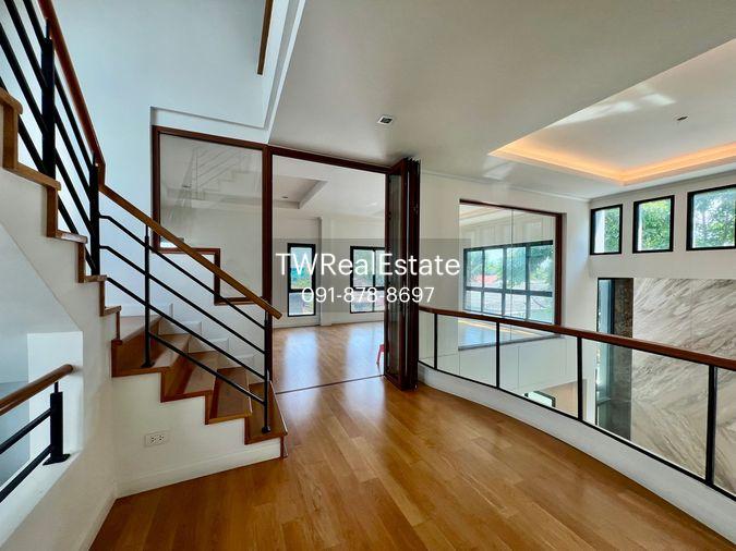 รูป ขายบ้านแฝด 3 ชั้น ศุภาลัย เอสเซ้นส์ ลาดพร้าว | บ้านสวยหลังใหญ่ พื้นที่ใช้สอยกว่า 330 ตร.ม. ตกแต่งพรีเมียมทั้งหลัง ทำเลศักยภาพ ใจกลางลาดพร้าว - รูปที่ 12/24
