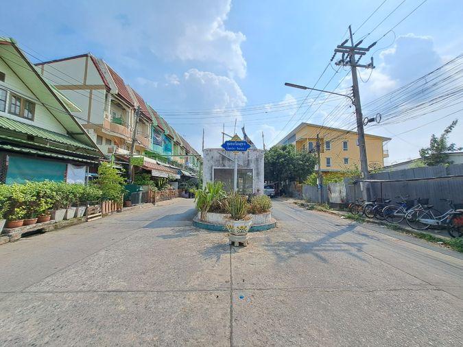 รูป AJ 0296 : บ้านเรือนสุข 1 รังสิต-นครนายก - รูปที่ 1/11
