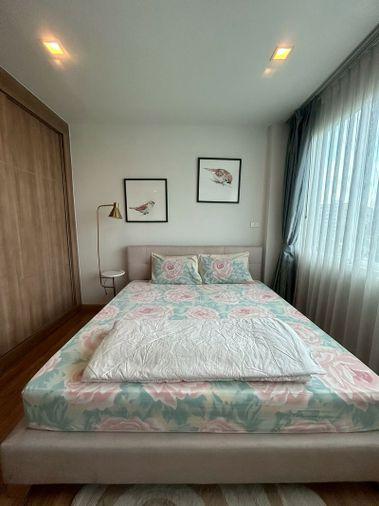 picture Green Lake Condo Sriracha for rent, beautiful room, fully furnished,  move in ready - 2/11