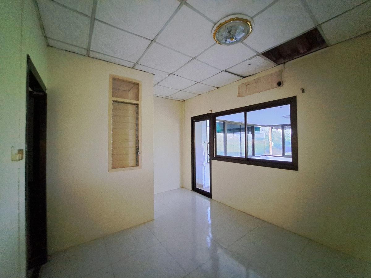 รูป D173 : หมู่บ้านปิยวรารมย์ (เฟส3) - รูปที่ 18/21