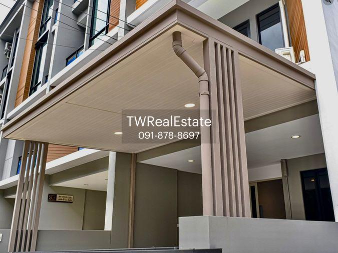 รูป ขายทาวน์โฮม 3.5 ชั้น แปลงมุม โครงการ Premium Place พหลโยธิน–รามอินทรา | บ้านใหม่ไม่เคยเข้าอยู่ ติดถนน Main ของโครงการ ใกล้รถไฟฟ้าสายสีเขียว - รูปที่ 3/26