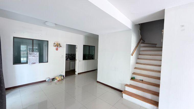 รูป 🏡 ขายทาวน์เฮ้าส์ 2 ชั้น โครงการ บ้านพฤกษา ไพร์ม ศรีนครินทร์ - บางนา ขนาด 23.5 ตร.วา มีพื้นที่จอดรถ หน้าบ้าน ทิศใต้ ทิศรับทรัพย์ นำโชคสุดๆ 🌤 - รูปที่ 11/29