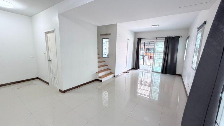 รูป 🏡 ขายทาวน์เฮ้าส์ 2 ชั้น โครงการ บ้านพฤกษา ไพร์ม ศรีนครินทร์ - บางนา ขนาด 23.5 ตร.วา มีพื้นที่จอดรถ หน้าบ้าน ทิศใต้ ทิศรับทรัพย์ นำโชคสุดๆ 🌤 - รูปที่ 23/29