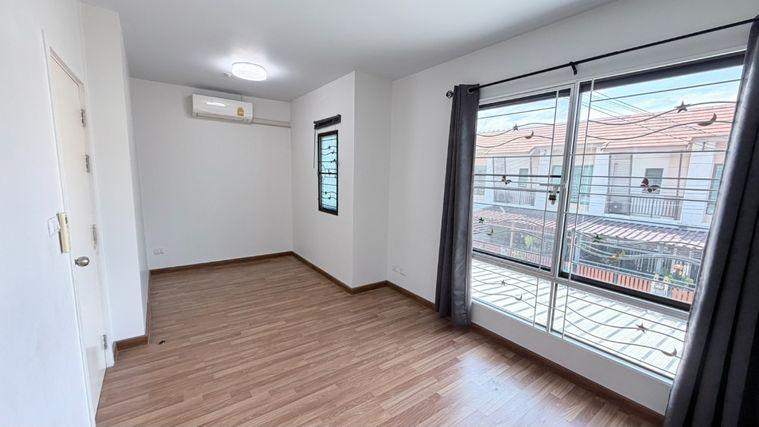 รูป 🏡 ขายทาวน์เฮ้าส์ 2 ชั้น โครงการ บ้านพฤกษา ไพร์ม ศรีนครินทร์ - บางนา ขนาด 23.5 ตร.วา มีพื้นที่จอดรถ หน้าบ้าน ทิศใต้ ทิศรับทรัพย์ นำโชคสุดๆ 🌤 - รูปที่ 21/29