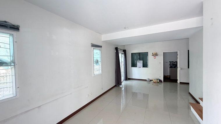 รูป 🏡 ขายทาวน์เฮ้าส์ 2 ชั้น โครงการ บ้านพฤกษา ไพร์ม ศรีนครินทร์ - บางนา ขนาด 23.5 ตร.วา มีพื้นที่จอดรถ หน้าบ้าน ทิศใต้ ทิศรับทรัพย์ นำโชคสุดๆ 🌤 - รูปที่ 10/29