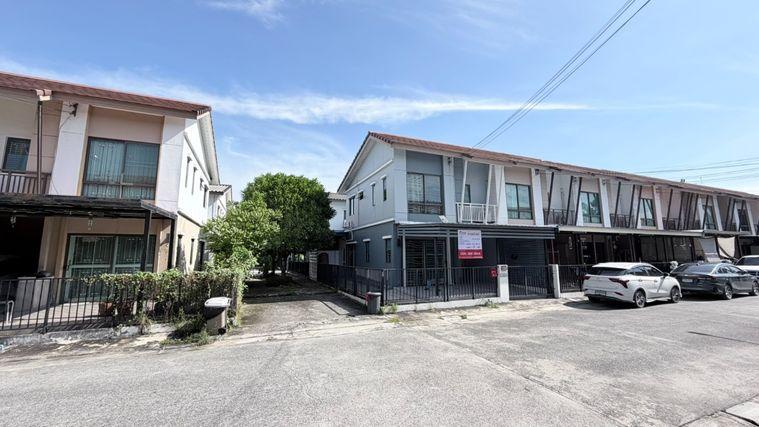 รูป 🏡 ขายทาวน์เฮ้าส์ 2 ชั้น โครงการ บ้านพฤกษา ไพร์ม ศรีนครินทร์ - บางนา ขนาด 23.5 ตร.วา มีพื้นที่จอดรถ หน้าบ้าน ทิศใต้ ทิศรับทรัพย์ นำโชคสุดๆ 🌤 - รูปที่ 4/29