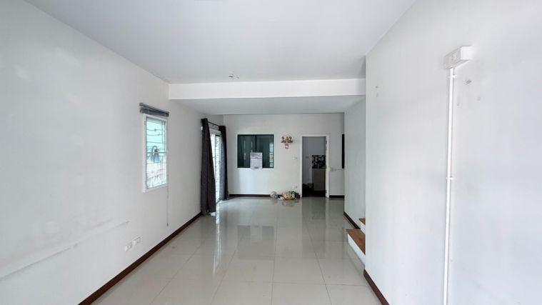 รูป 🏡 ขายทาวน์เฮ้าส์ 2 ชั้น โครงการ บ้านพฤกษา ไพร์ม ศรีนครินทร์ - บางนา ขนาด 23.5 ตร.วา มีพื้นที่จอดรถ หน้าบ้าน ทิศใต้ ทิศรับทรัพย์ นำโชคสุดๆ 🌤 - รูปที่ 9/29