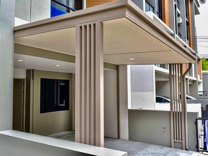 รูป ขายทาวน์โฮม 3.5 ชั้น แปลงมุม โครงการ Premium Place พหลโยธิน–รามอินทรา | บ้านใหม่ไม่เคยเข้าอยู่ ติดถนน Main ของโครงการ ใกล้รถไฟฟ้าสายสีเขียว - รูปที่ 2/26