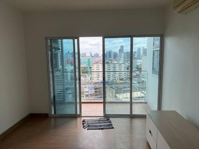 picture Selling a burden 🔥🔥 Special price condo, good location,The Complete Rajprarop MD-25084811 - 2/6