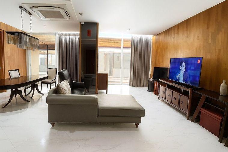 picture Penthouse private swimming pool at The Empire Place Condominium - 1/10