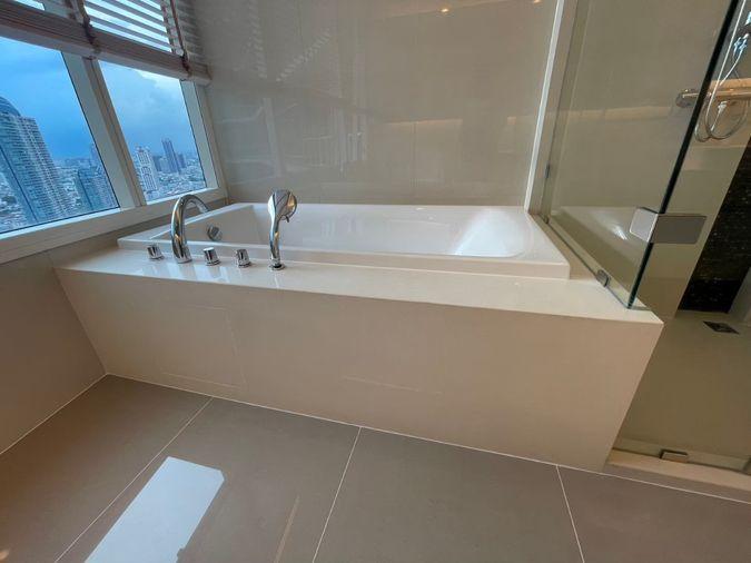 picture  Menam Residence. 3beds 156sqm. Line id: @pfagent - 15/21
