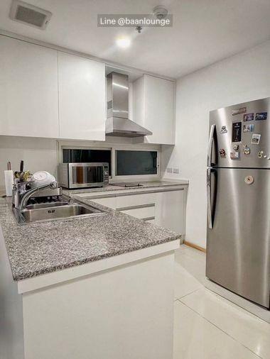 picture Penthouse at The Empire Place Condominium - 4/8