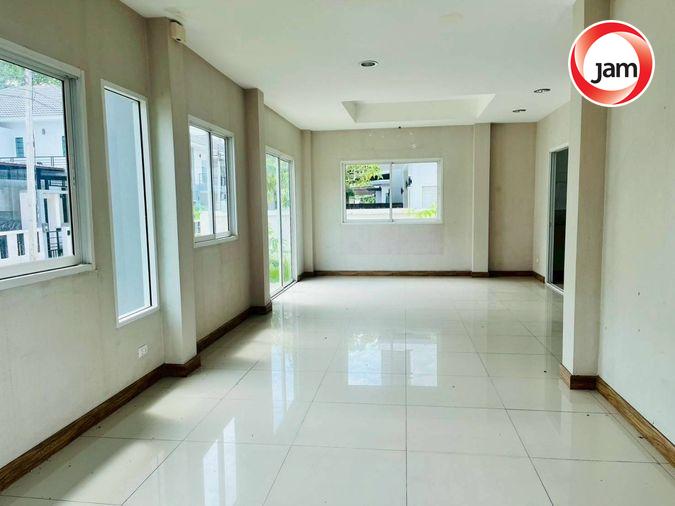 รูป CIMB 0829 : หมู่บ้านเอเรสมา วิลล่า - รูปที่ 2/17