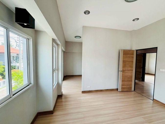 รูป CIMB 0829 : หมู่บ้านเอเรสมา วิลล่า - รูปที่ 10/17