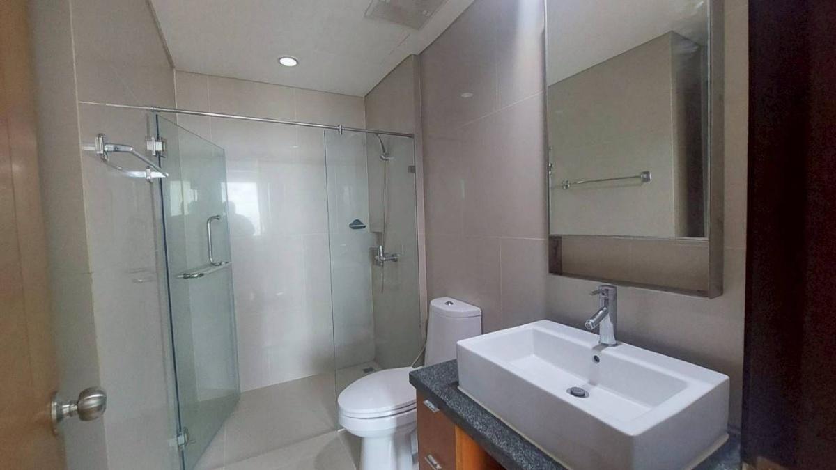 รูป ให้เช่า villa Sathorn Condo ชั้นสูง วิวโล่ง ไม่โดนบล็อก ติด BTS กรุงธนบุรี  - รูปที่ 10/12