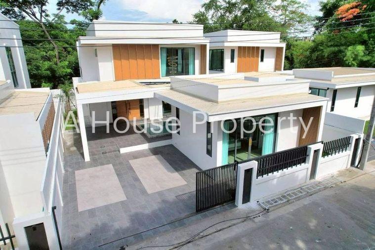 รูป ขายบ้านพลูวิลล่าพัทยา สร้างใหม่ 2 ชั้น ทำเลทอง ใกล้ชายหาดจอมเทียน - รูปที่ 1/18