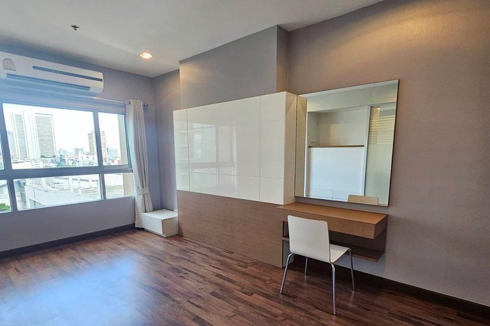 รูป 🔥 สำหรับเช่า !! ห้องไซส์ใหญ่, ชั้นสูง 10++, ทำเลดี!!🔥 Code C20240300736.....Q House Condo Sathorn, 1 ห้องนอน, 1 ห้องน้ำ, แต่งครบ, พร้อมเข้าอยู่📣📣 - รูปที่ 5/6