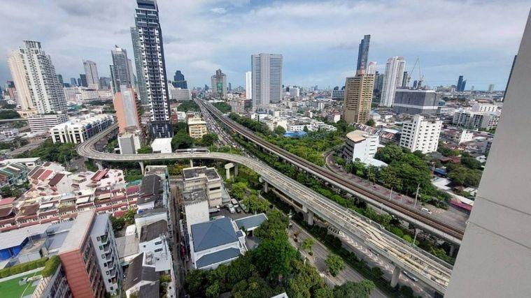 picture For rent Villa  Sathorn, condo next to BTS Krung Thonburi, high floor, open view, no need to block. - 11/12