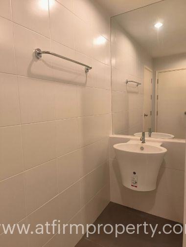 รูป 💖💖ขายด่วน ราคาพิเศษ แอสปาย รัตนาธิเบศร์ 1 (2 Bed 49.58 ตร.ม/2.65 ล้าน) ชั้น 12A สนใจสอบถามได้นะคะ LINE: atfirm2010💖💖 - รูปที่ 12/17