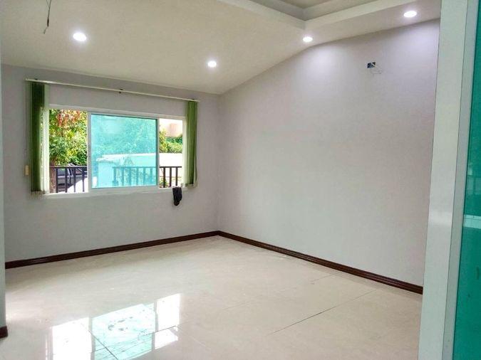 รูป 6 ห้องนอนส่วนตัวมีห้องน้ำในตัว ที่จอดรถ 10 คัน บ้าน บางนา-ตราด - รูปที่ 17/24