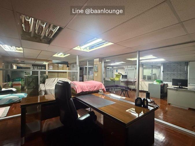 รูป เนื้อที่ใช้สอยเยอะ จอดรถในตึกได้ 6 คัน ใกล้ สะพานซังฮี้ ตึกแถว อาคารพาณิชย์ ถนนราชวิถี - รูปที่ 16/51