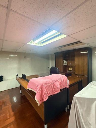 รูป เนื้อที่ใช้สอยเยอะ จอดรถในตึกได้ 6 คัน ใกล้ สะพานซังฮี้ ตึกแถว อาคารพาณิชย์ ถนนราชวิถี - รูปที่ 15/51
