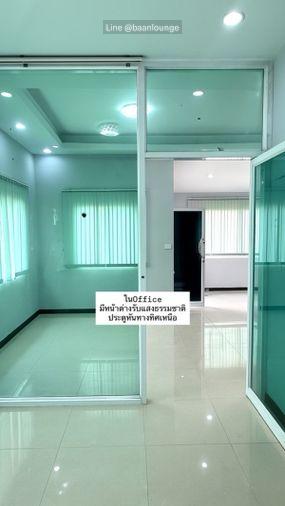 รูป 6 ห้องนอนส่วนตัวมีห้องน้ำในตัว ที่จอดรถ 10 คัน บ้าน บางนา-ตราด - รูปที่ 5/24