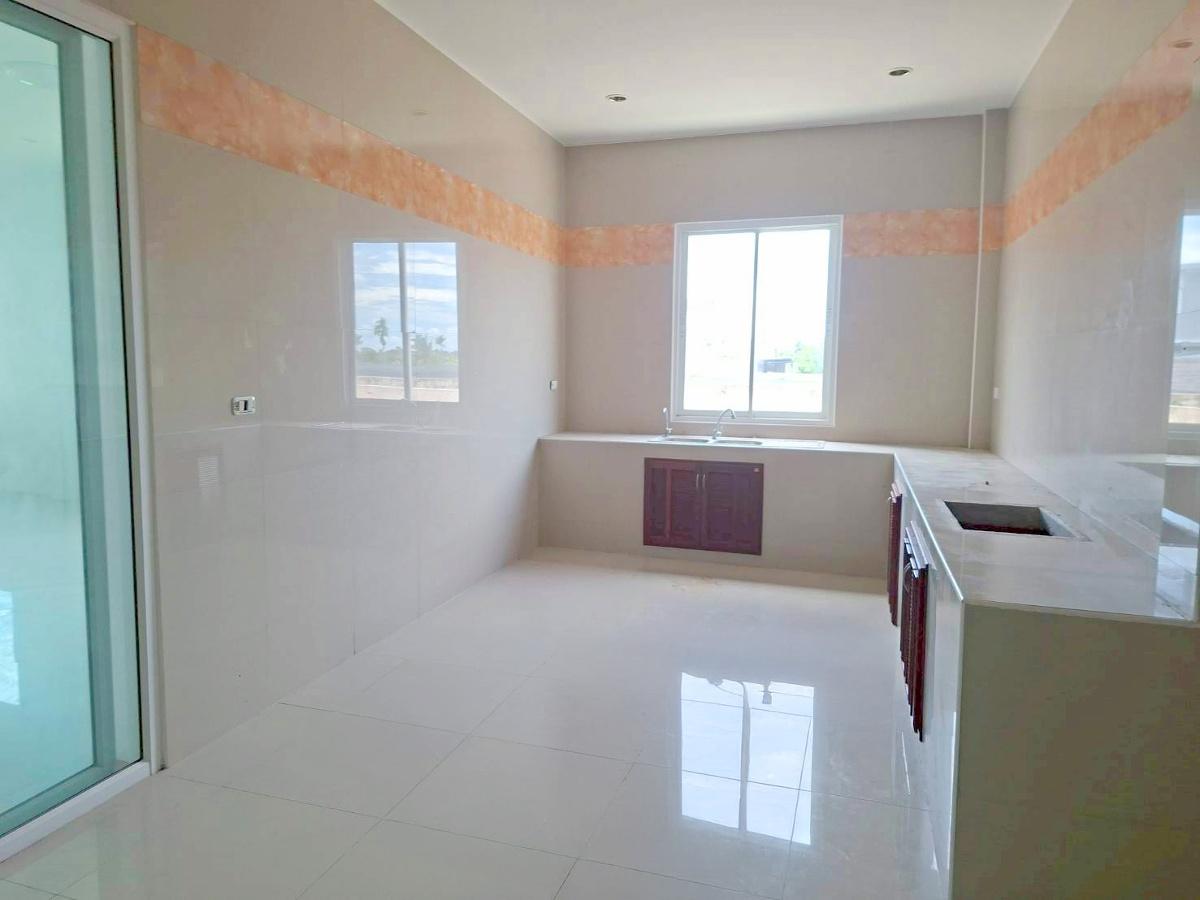 รูป BG 0489 : หมู่บ้านกันต์ฤทัย สมุทรสาคร - รูปที่ 10/11