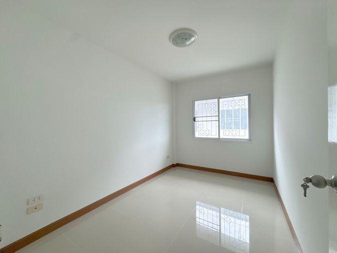 รูป JK2 6961156 : หมู่บ้านโชติกา โมเดิร์นนิตี้ - รูปที่ 11/15