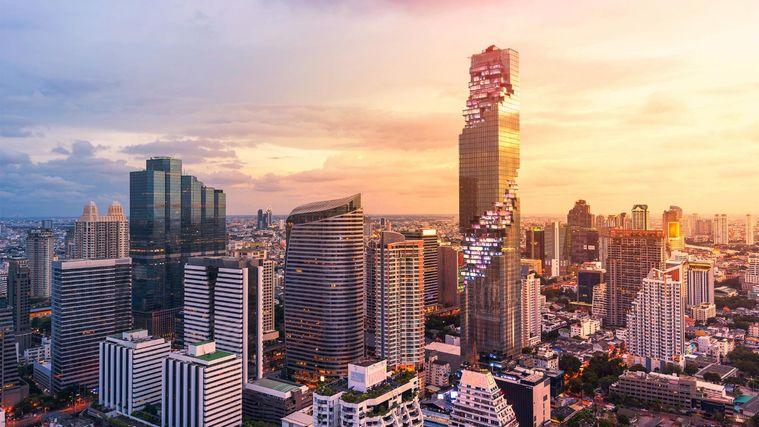 picture Ritz-Carlton Residences Bangkok – Ultra-Luxury 2BR 134 SQM | THB 50M / ~USD 1.37M | High Floor | Fully Renovated - 2/24