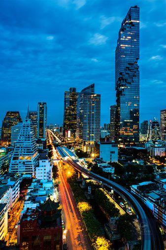 picture Ritz-Carlton Residences Bangkok – Ultra-Luxury 2BR 134 SQM | THB 50M / ~USD 1.37M | High Floor | Fully Renovated - 1/24